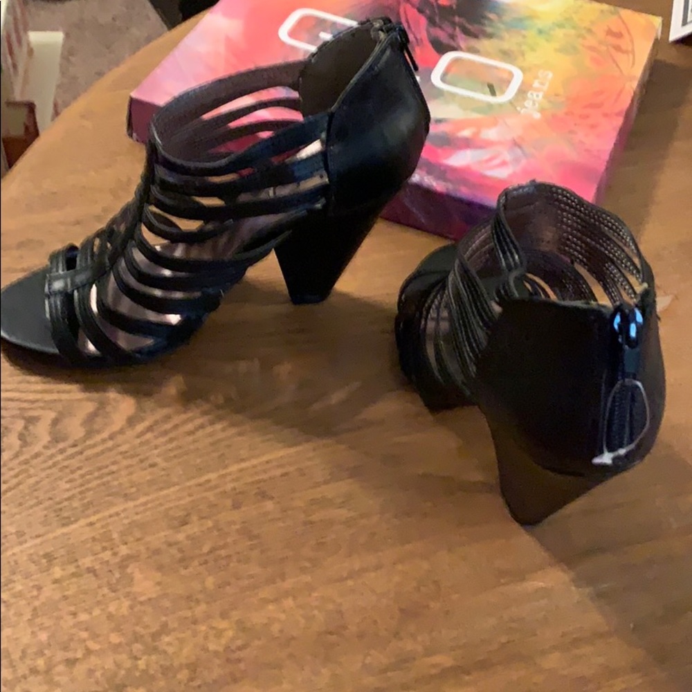 Shoes heels